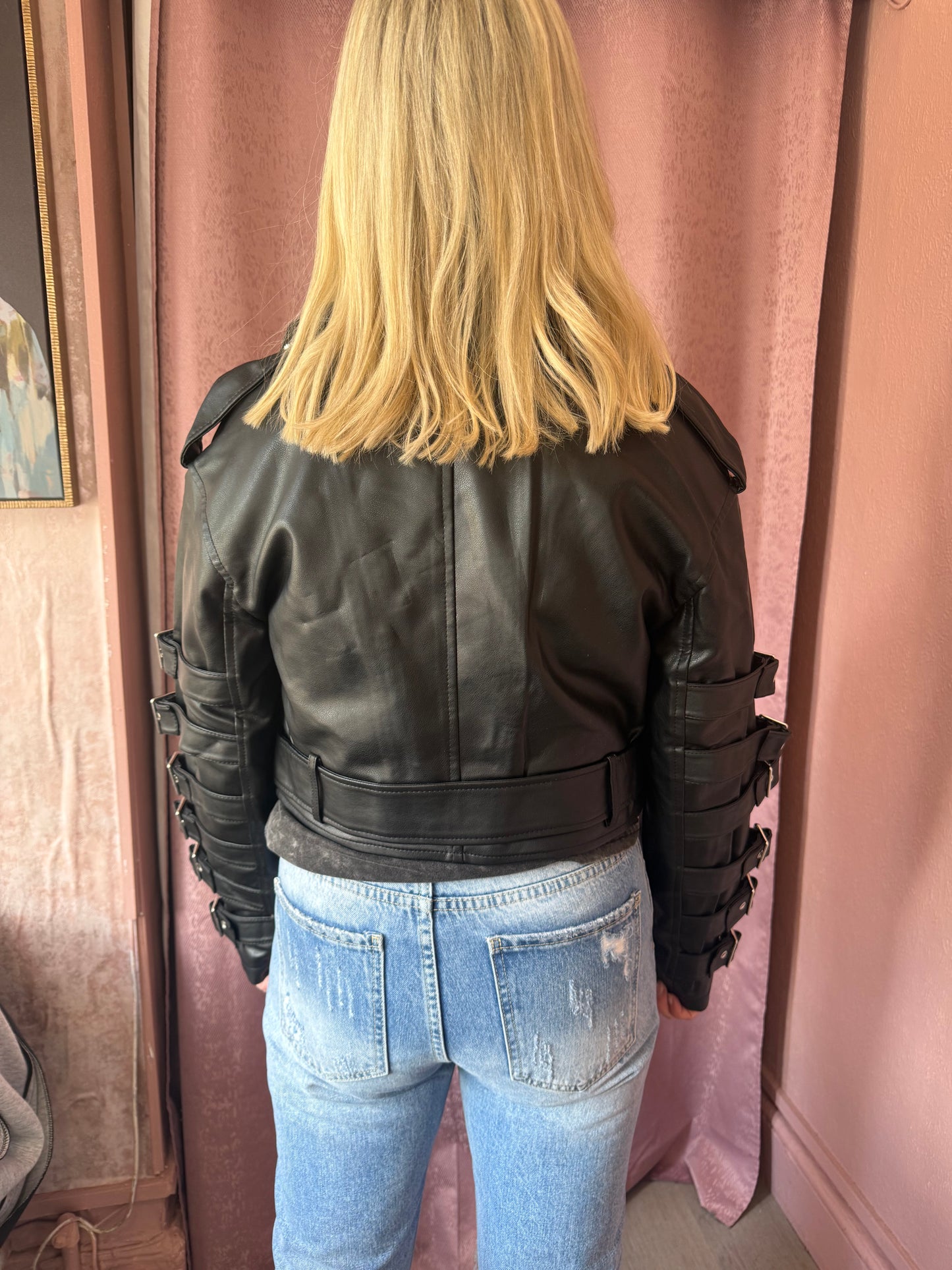 Black Faux Leather Jacket š¤