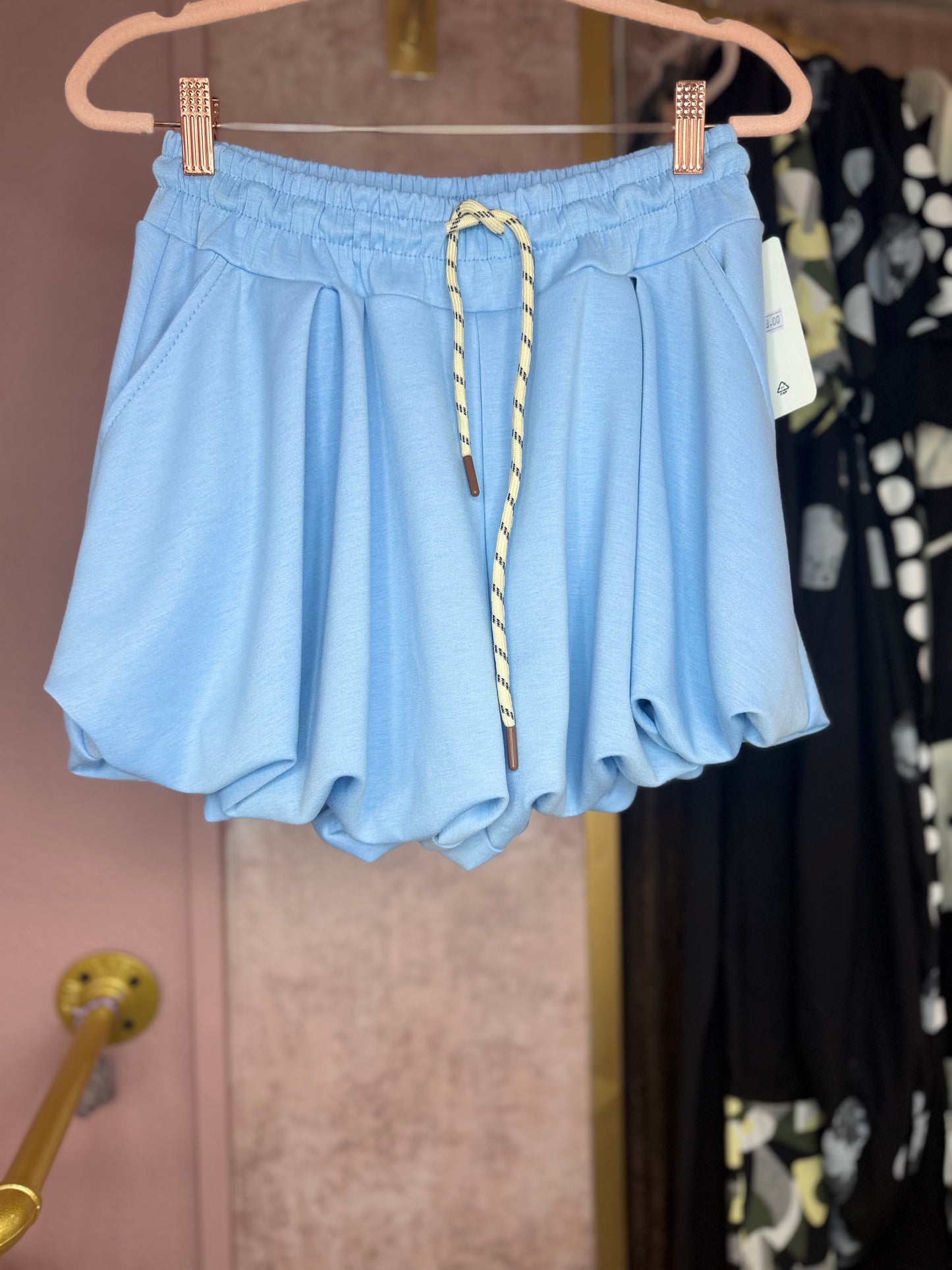 Bubble shorts š
