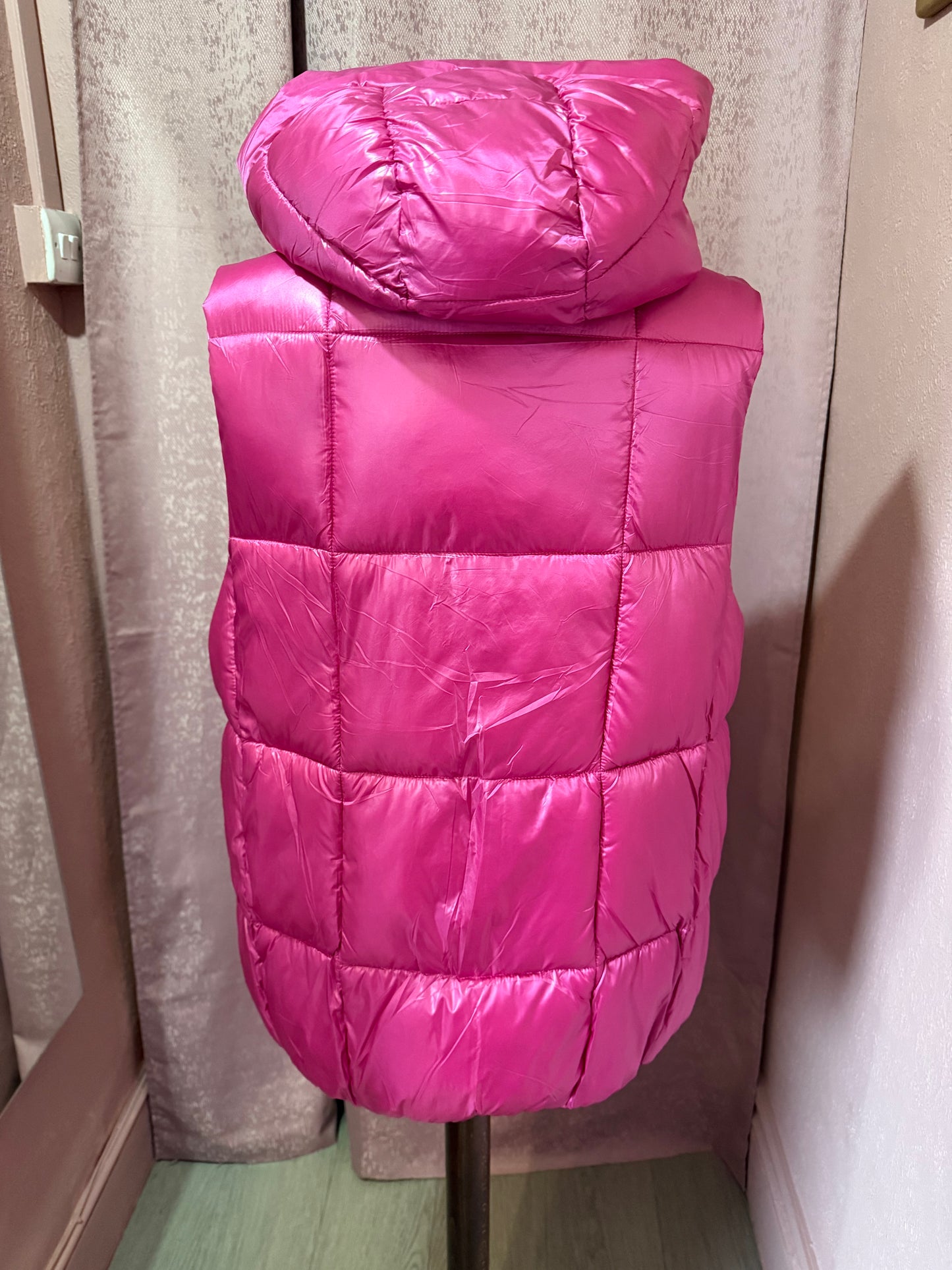 Oversized Pink Puffer Gilet with Hood